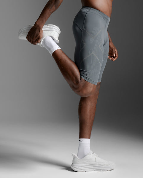 THUNDER STRIPES ADJUSTABLE SHORT L クロ Men's Compression Shorts | Light Speed | Black/Gold – 2XU US