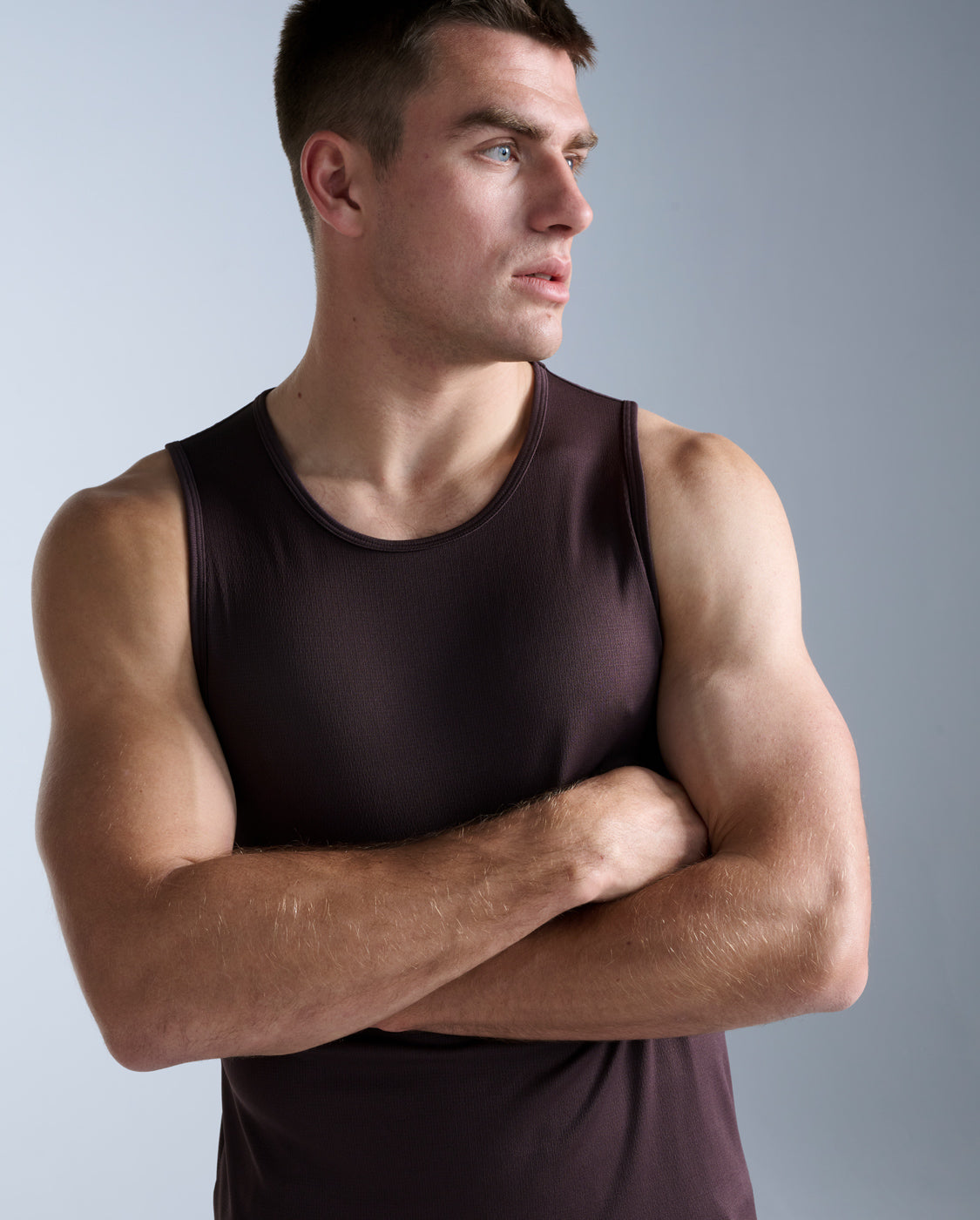Mens Workout Tops - Sleeveless Tank Tops & Singlets – 2XU US