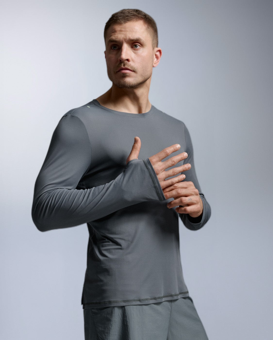 Turbulence/Black Reflective