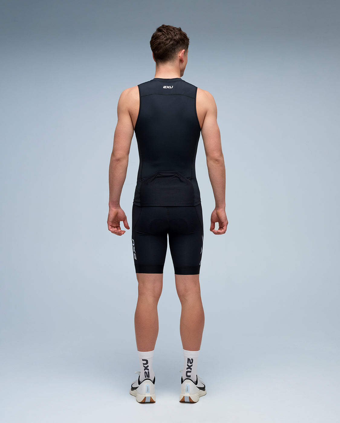 トライアスロン用、2XU sizeSM。 Core Tri Tank – 2XU US