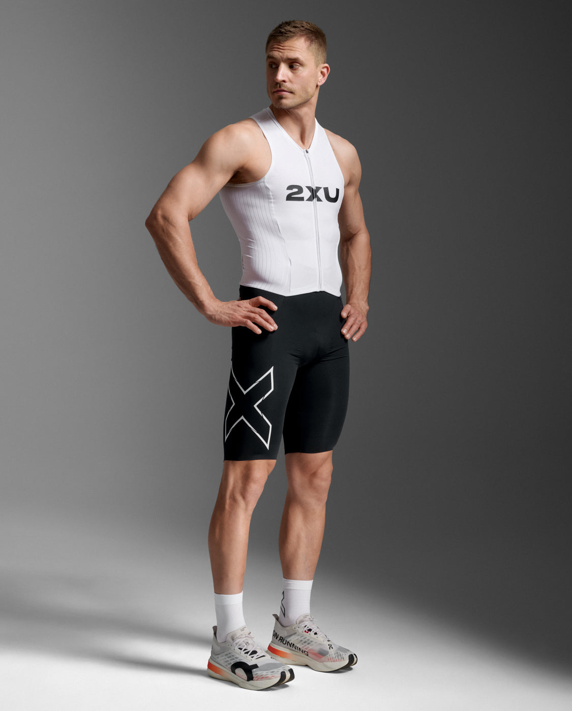 2XU - Men's Light Speed – 2XU US