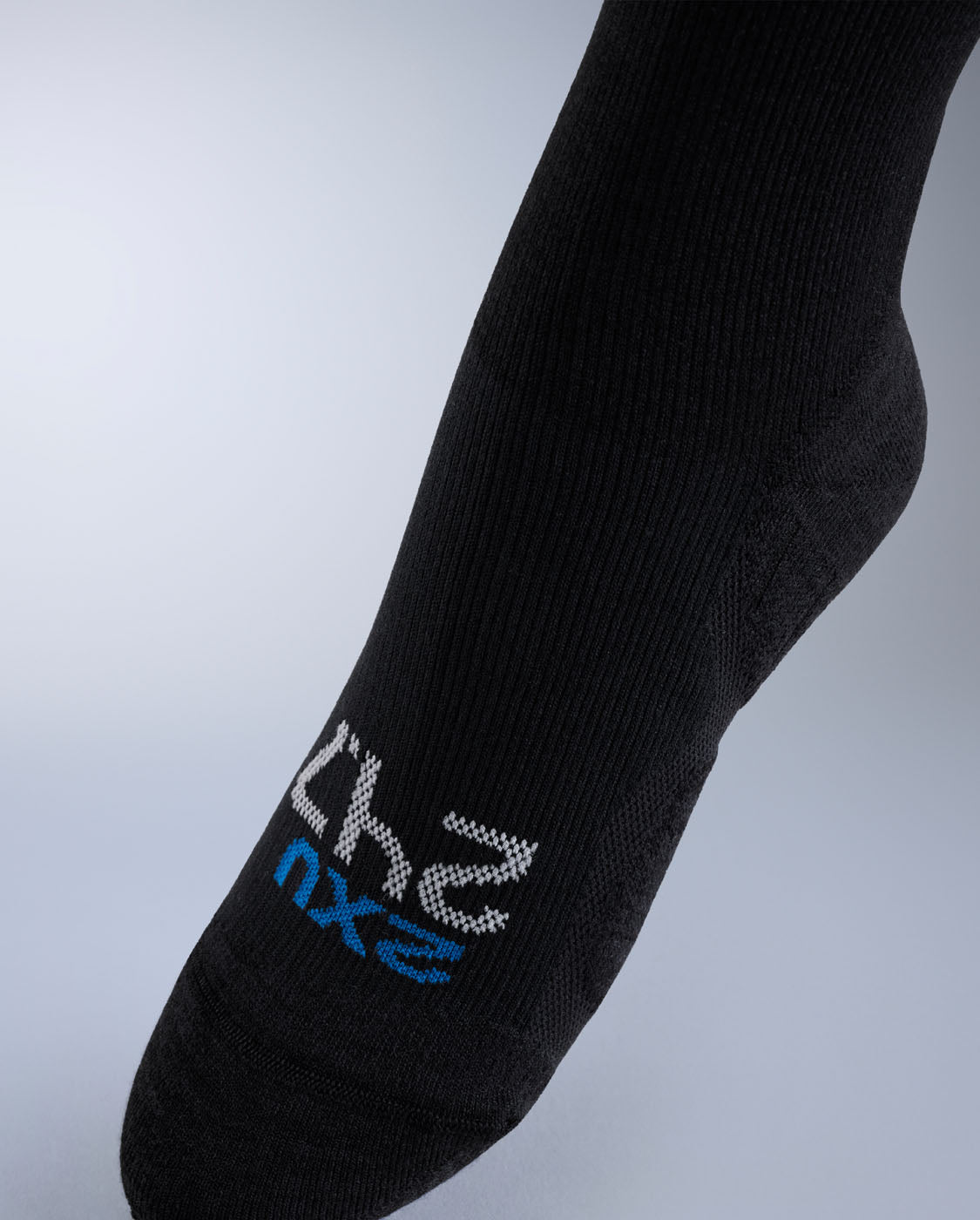 24/7 Bamboo Compression Socks – 2XU US