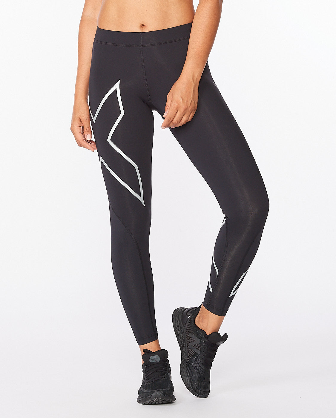 2XU Women's Mid Rise Compression Tights at