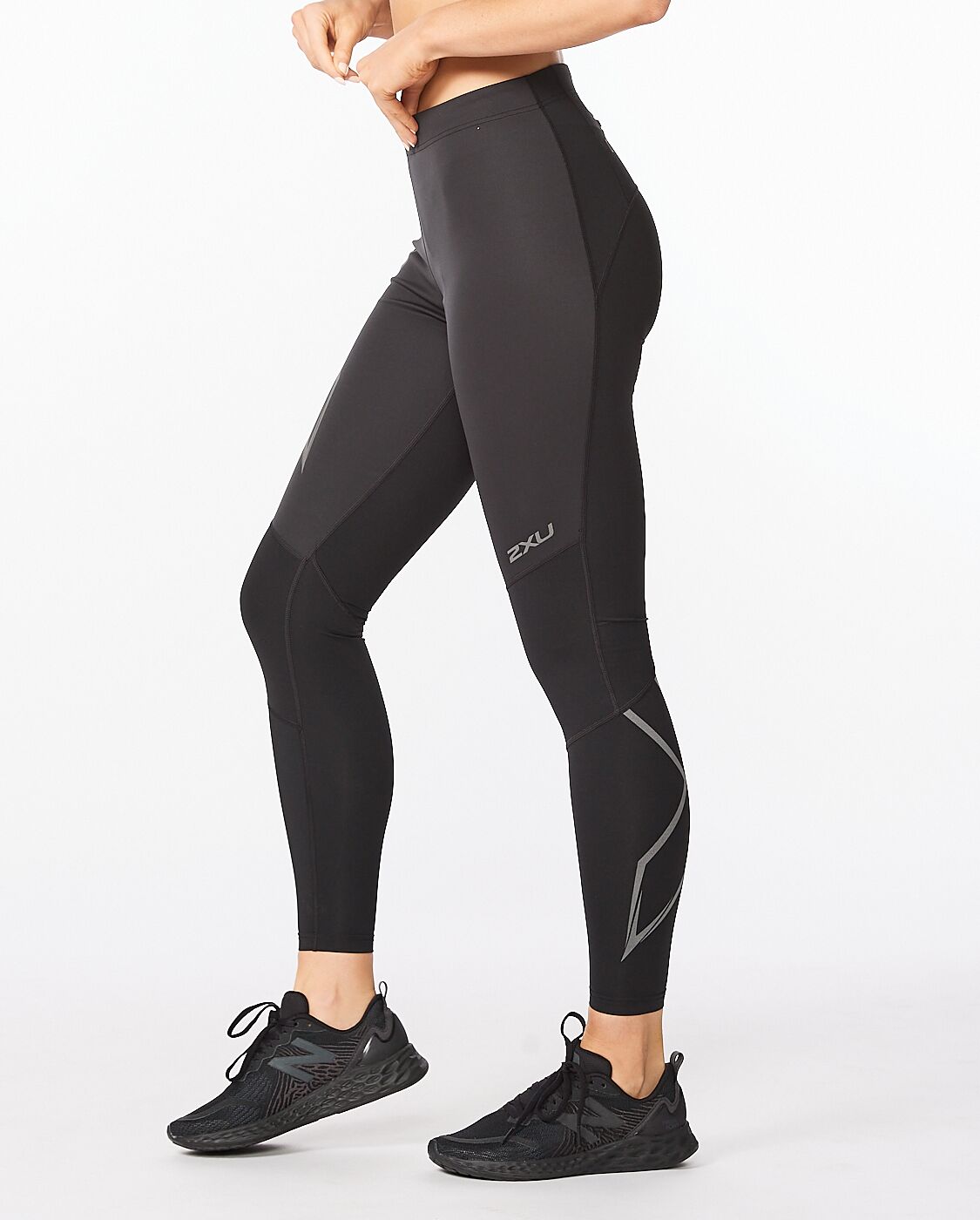 2XU Women's Fitness Hi-Rise Compression Tights - spry  Running, Hiking,  Skiing, Snowshoeing - Crowsnest Pass, Alberta