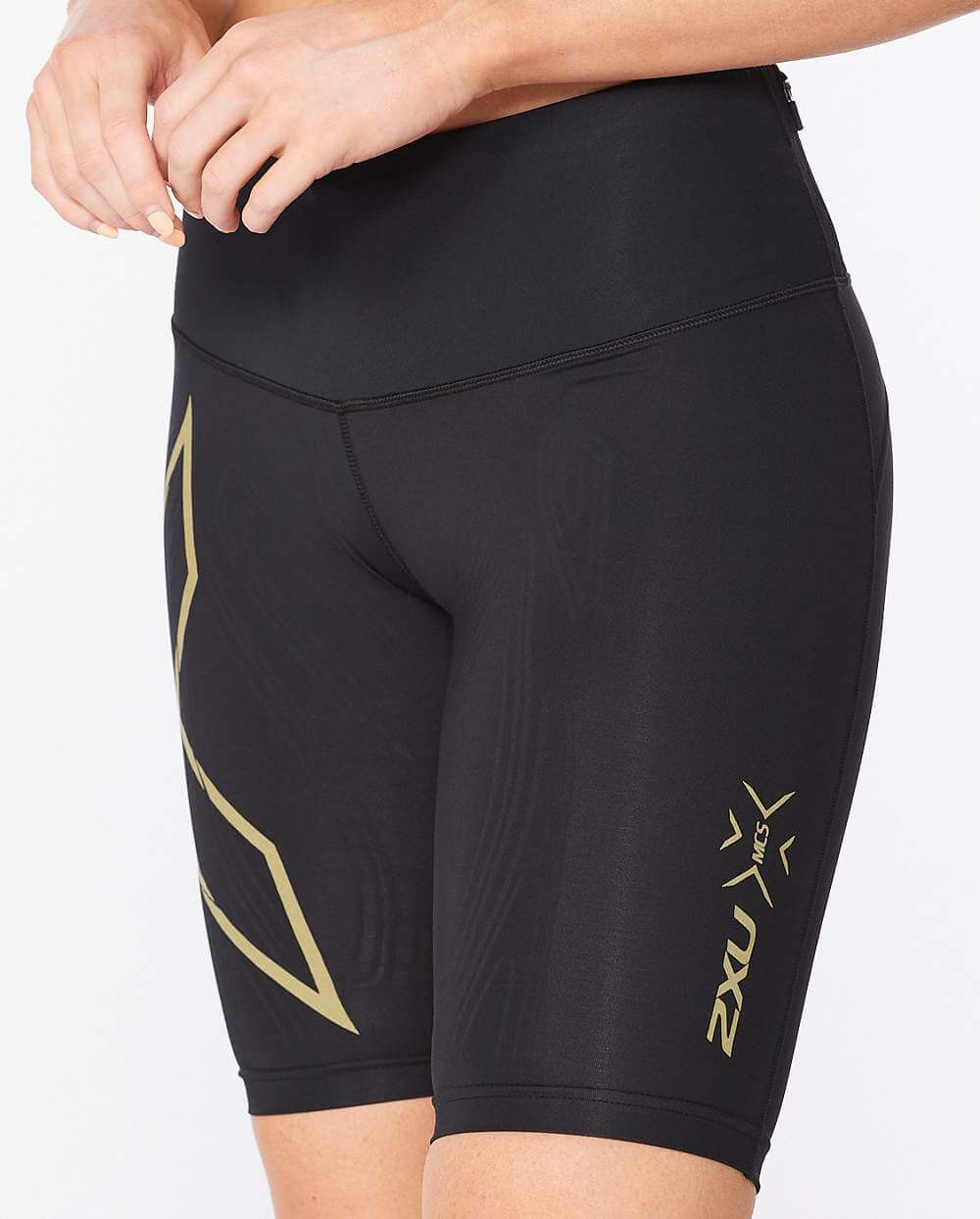 Light Speed Mid-Rise Compression Shorts – 2XU